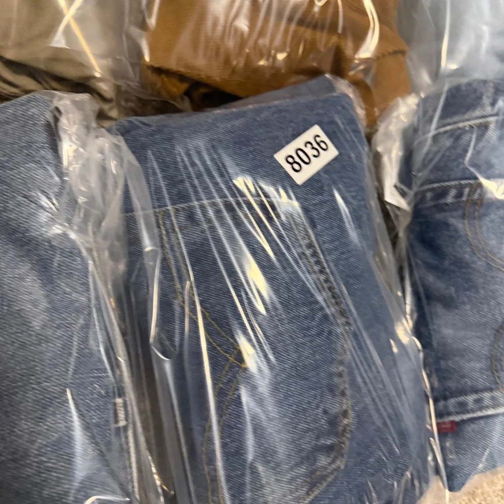 Levis 501 Original Fit Mens Jeans 38x30 Medium Wash Blue Straight Leg Button Fly